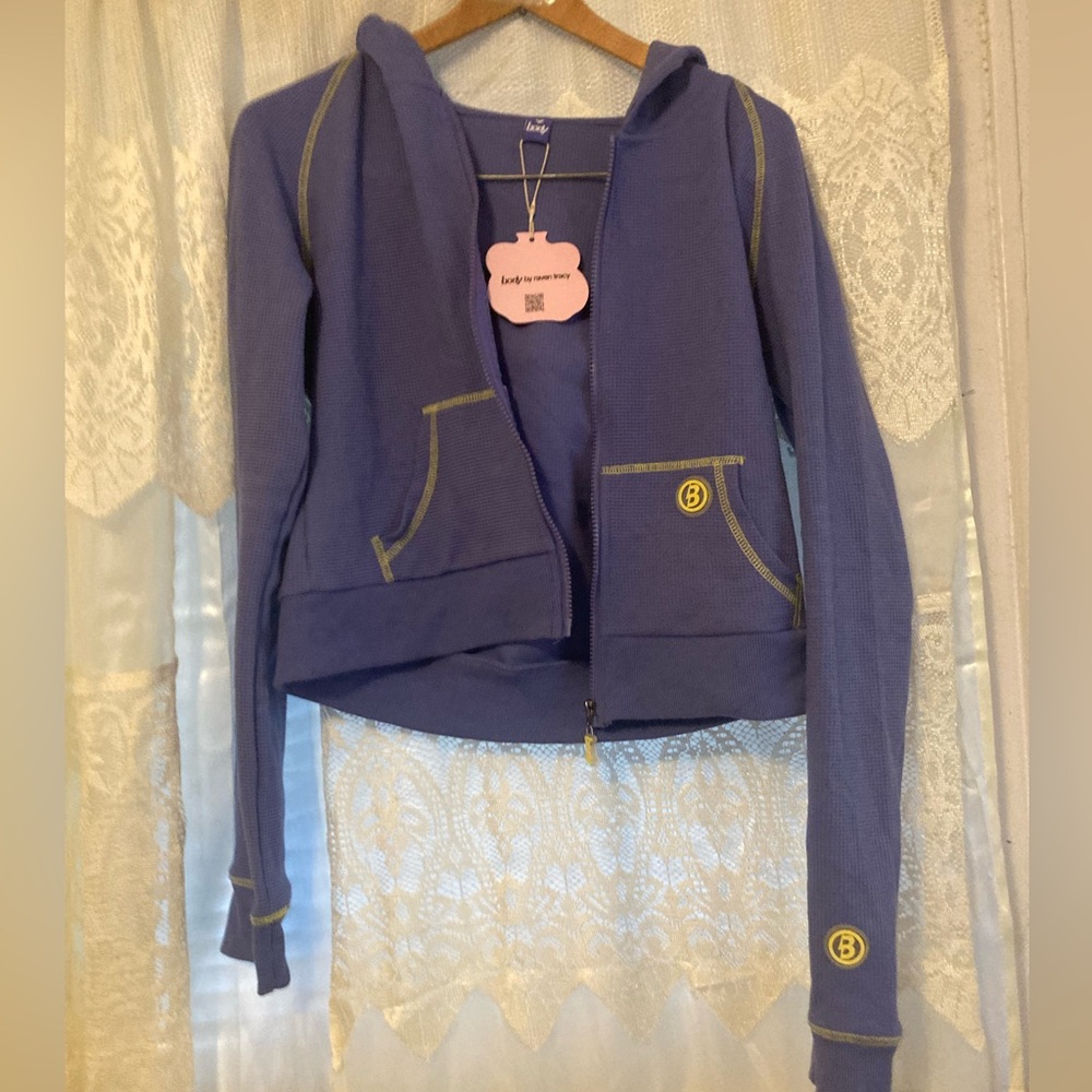Body by raven knitted sweater blue and yellow